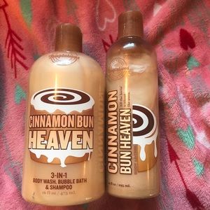 Bath and Body Works Retired Cinnamon Bun Heaven